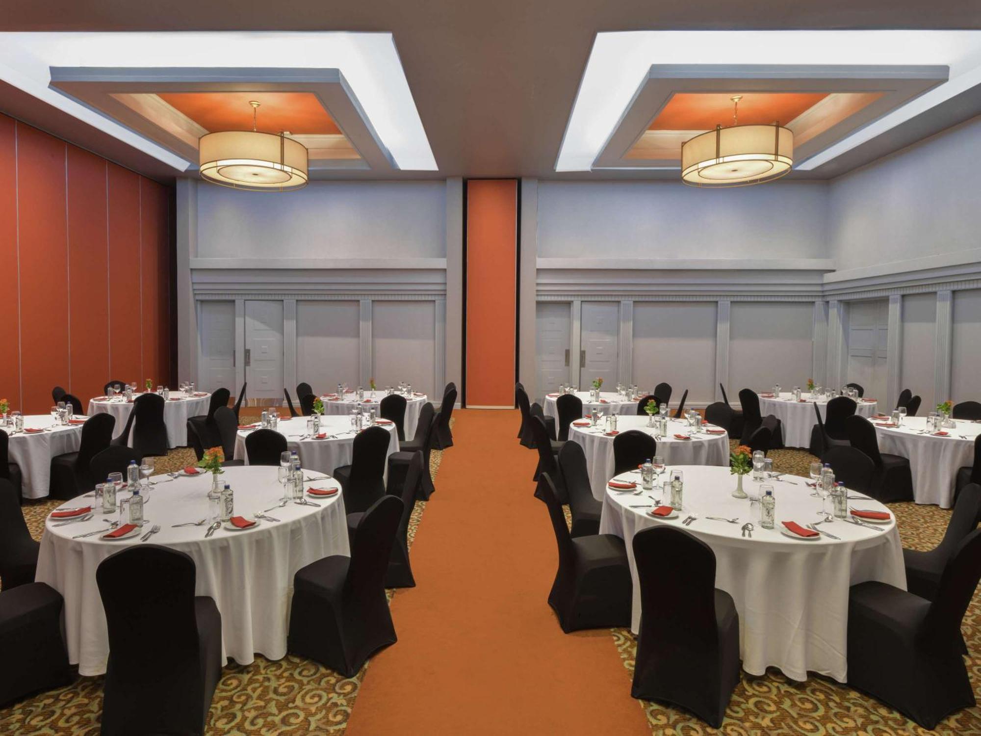 Pullman Nairobi Upper Hill Hotel Exterior foto